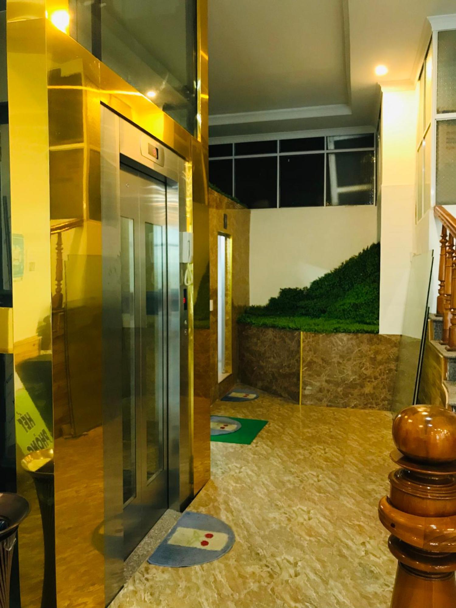 Anh Anh Hotel Bac Ha  Eksteriør billede